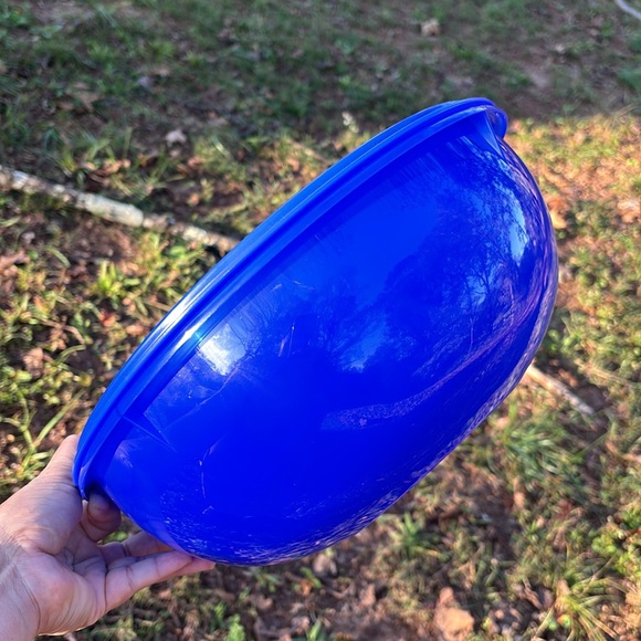 TUPPERWARE FIX N MIX BOWL. 🚨LAST ONE🚨 - Picture 3 of 17